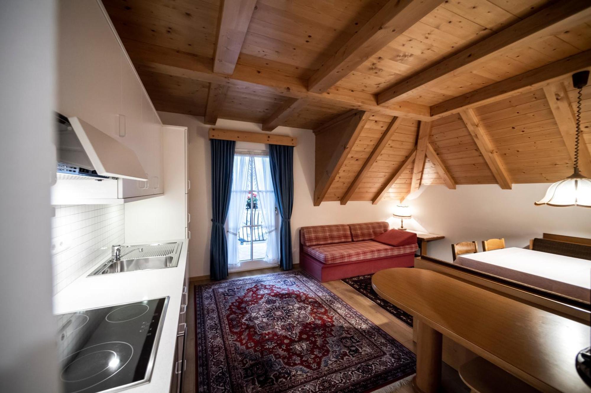レジデンス ヴィラ ステッラ オルティゼーイ 部屋 写真
